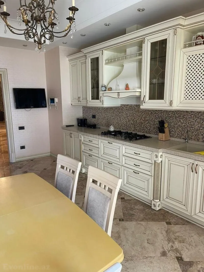 Satılır 4 otaqlı Mənzil Yeni tikili 255 m² 28 May m. - şəkil 15