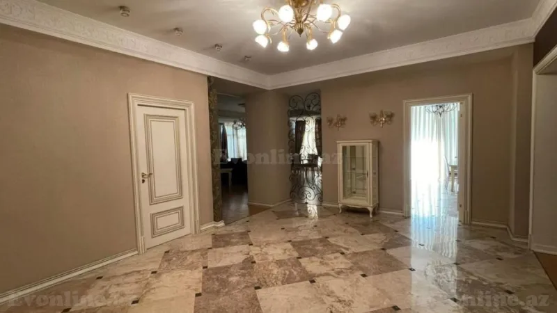 Satılır 4 otaqlı Mənzil Yeni tikili 255 m² 28 May m. - şəkil 16