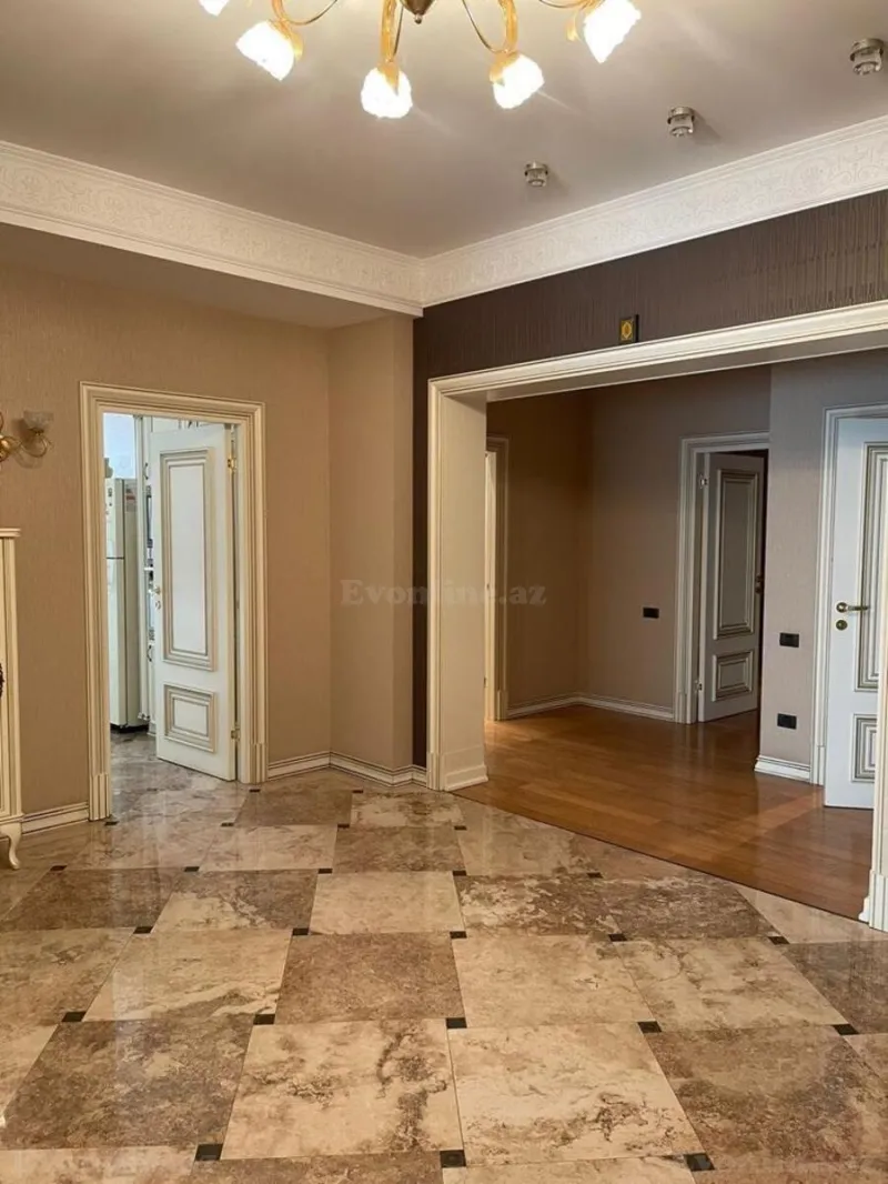 Satılır 4 otaqlı Mənzil Yeni tikili 255 m² 28 May m. - şəkil 20