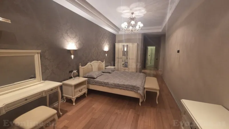 Satılır 4 otaqlı Mənzil Yeni tikili 255 m² 28 May m. - şəkil 28