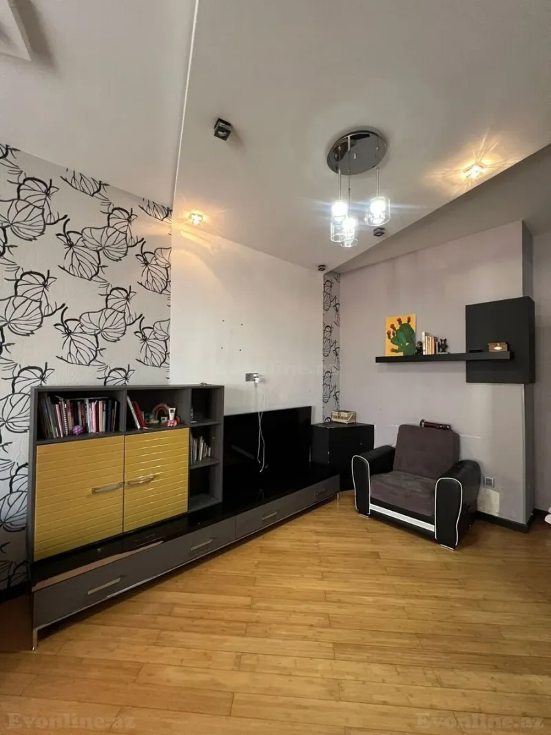 Satılır 3 otaqlı Mənzil Yeni tikili 90 m² Xətai m.