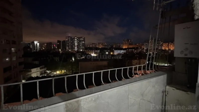 Kirayə verilir 2 otaqlı Mənzil Köhnə tikili 66 m² 8 Noyabr m. - şəkil 3