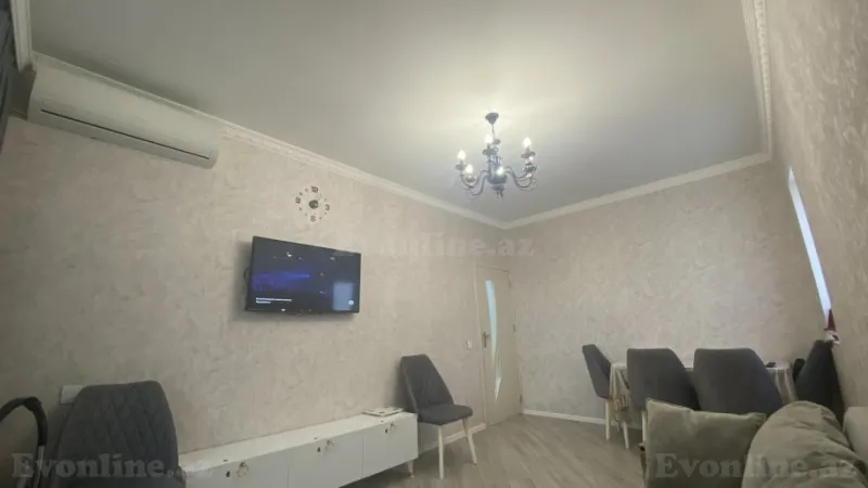 Satılır 2 otaqlı Mənzil Köhnə tikili 50 m² 7-ci mikrorayon - şəkil 3