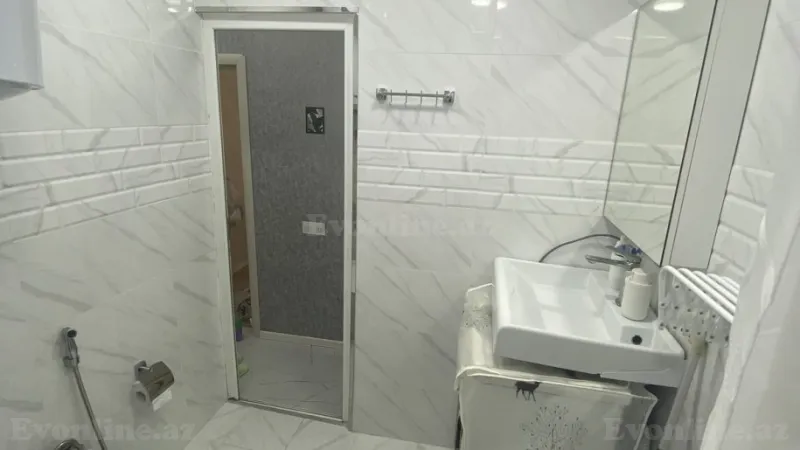 Satılır 2 otaqlı Mənzil Köhnə tikili 50 m² 7-ci mikrorayon - şəkil 10