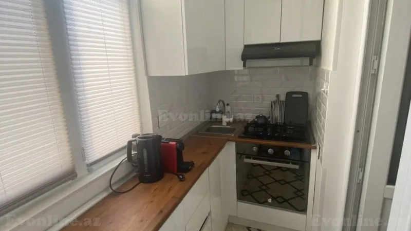 Satılır 2 otaqlı Mənzil Köhnə tikili 50 m² 7-ci mikrorayon - şəkil 13
