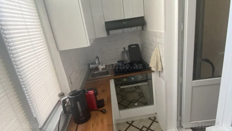 Satılır 2 otaqlı Mənzil Köhnə tikili 50 m² 7-ci mikrorayon - şəkil 16