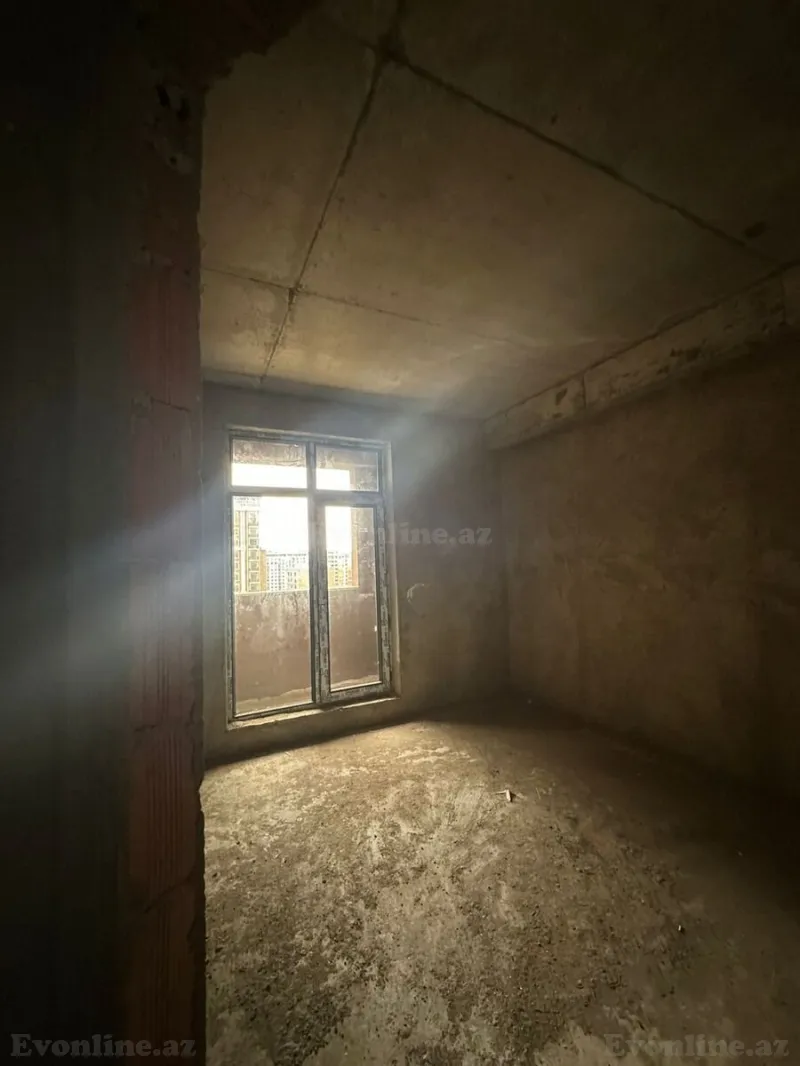 Satılır 3 otaqlı Mənzil Yeni tikili 107 m² 28 May m. - şəkil 2