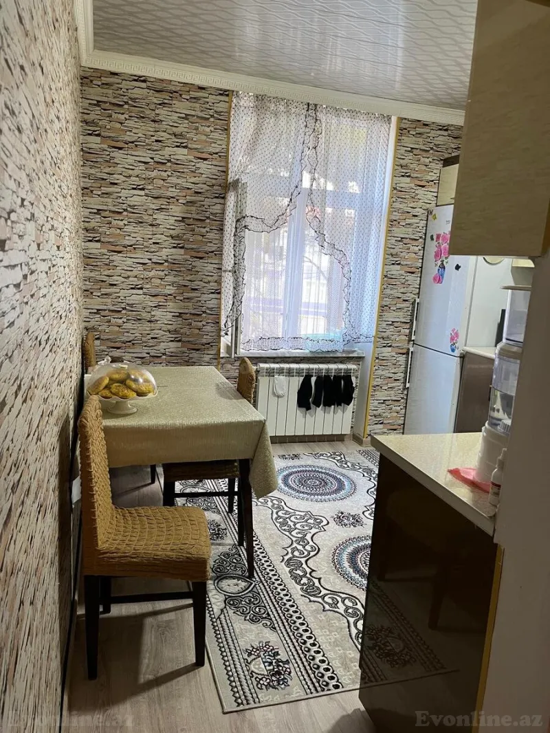 Satılır 3 otaqlı Mənzil Köhnə tikili 68 m² Sumqayıt - şəkil 2