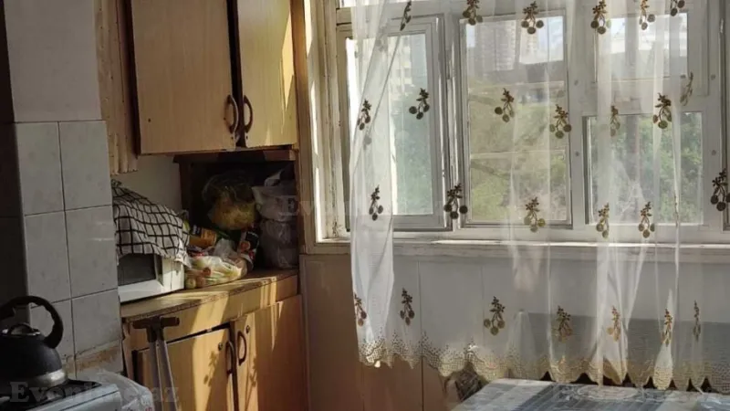 Satılır 5 otaqlı Mənzil Köhnə tikili 108 m² Nəriman Nərimanov m. - şəkil 16