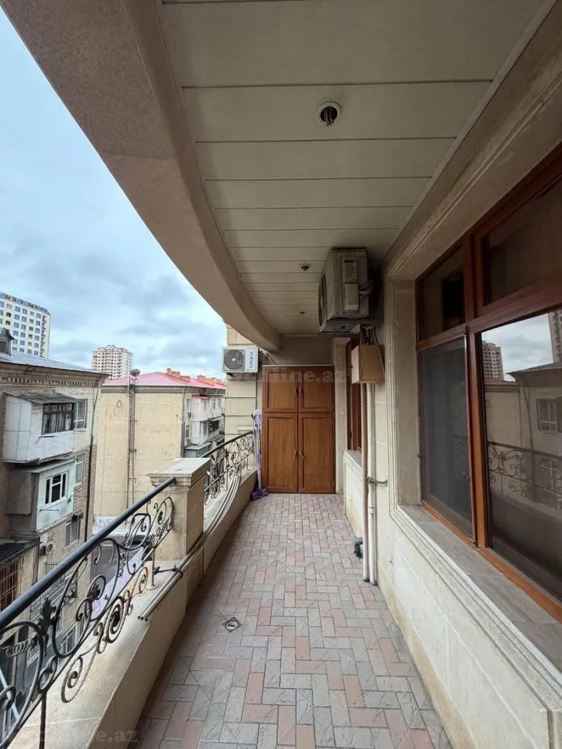 Satılır 5 otaqlı Mənzil Yeni tikili 214 m² Nəriman Nərimanov m. - şəkil 21