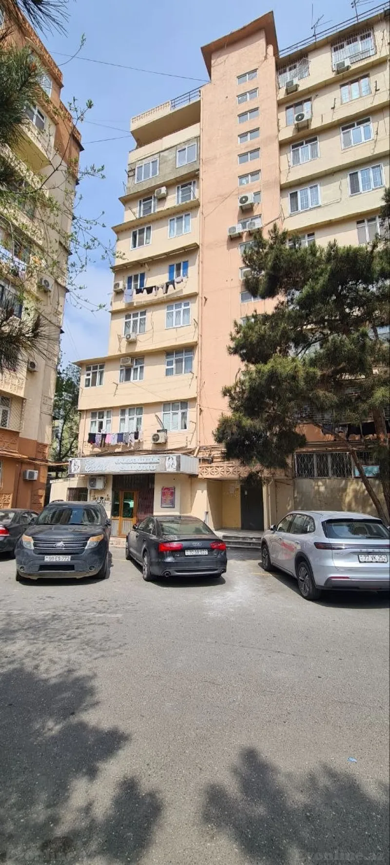 1 otaqlı Mənzil 70 m² Azadlıq prospekti m. Kirayə verilir