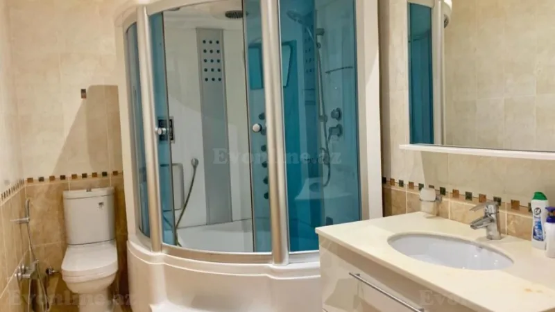 Kirayə verilir 3 otaqlı Mənzil Yeni tikili 130 m² Xətai m. - şəkil 7
