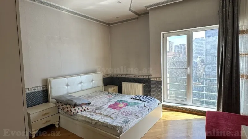 Kirayə verilir 4 otaqlı Mənzil Yeni tikili 140 m² Nərimanov r. - şəkil 6