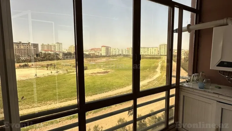Kirayə verilir 4 otaqlı Mənzil Yeni tikili 140 m² Nərimanov r. - şəkil 13