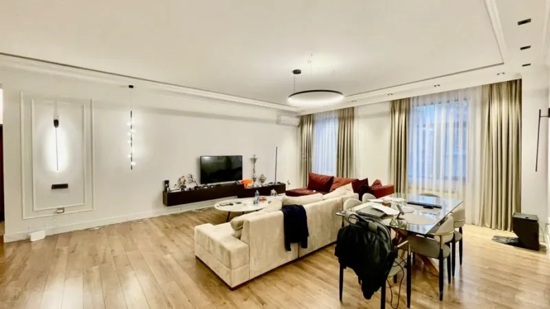 Kirayə verilir 3 otaqlı Mənzil Yeni tikili 140 m² Nizami m. - şəkil 2