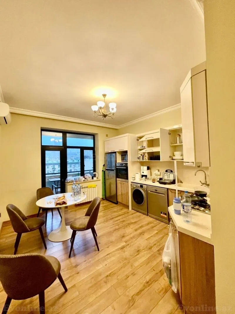 Kirayə verilir 3 otaqlı Mənzil Yeni tikili 140 m² Nizami m. - şəkil 10