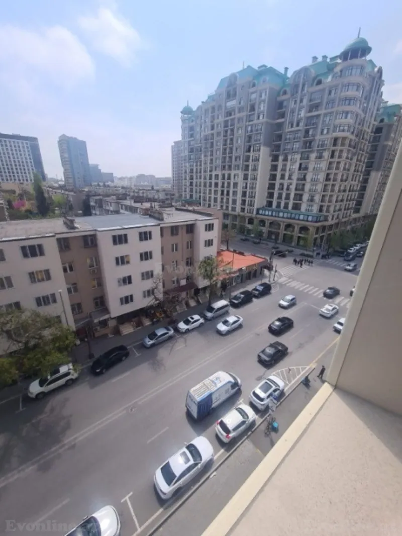 Satılır 2 otaqlı Mənzil Yeni tikili 87 m² Nəsimi r. - şəkil 4