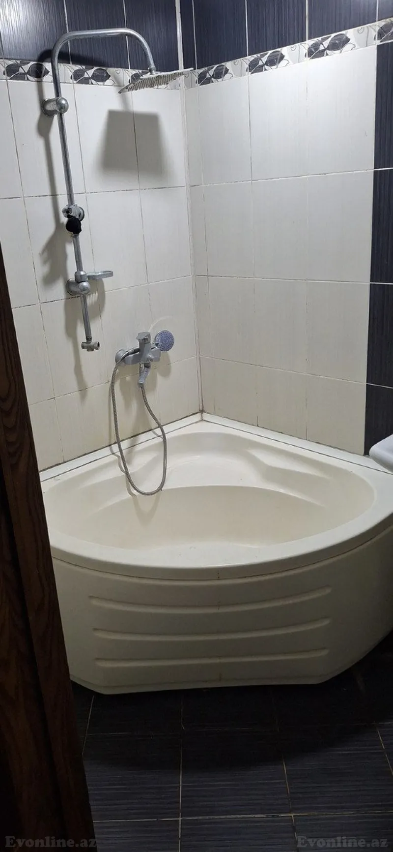 Kirayə verilir 2 otaqlı Mənzil Köhnə tikili 65 m² 8-ci mikrorayon - şəkil 5