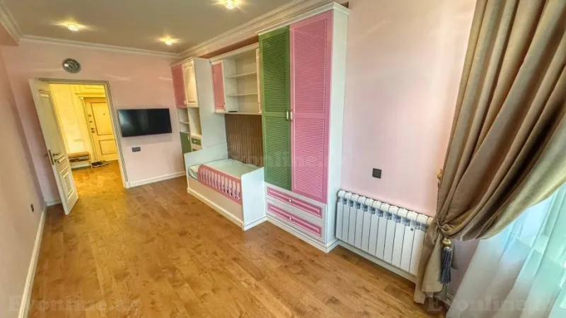 Satılır 4 otaqlı Mənzil Yeni tikili 150 m² Xətai m. - şəkil 14