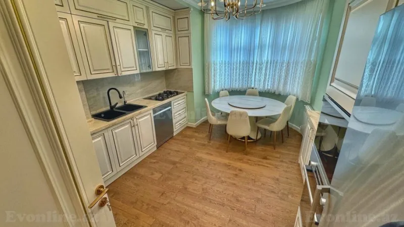 Satılır 4 otaqlı Mənzil Yeni tikili 150 m² Xətai m. - şəkil 16