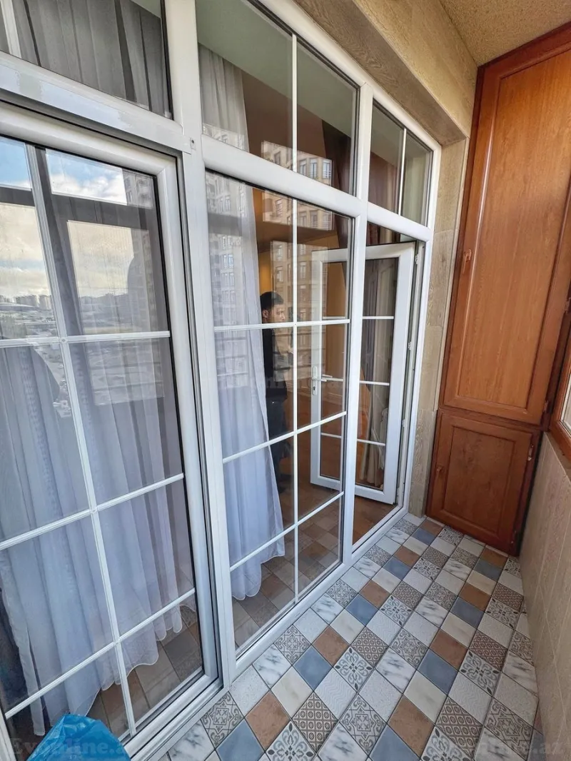 Satılır 4 otaqlı Mənzil Yeni tikili 150 m² Xətai m. - şəkil 23