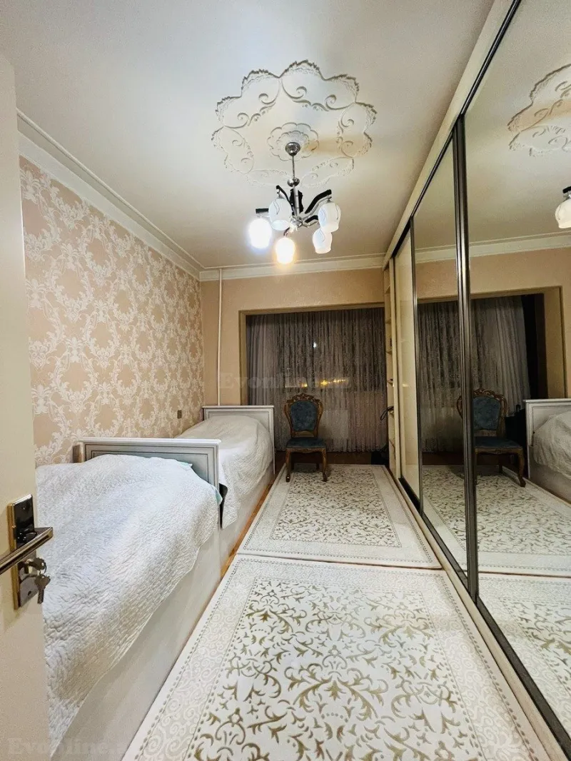 Satılır 3 otaqlı Mənzil Köhnə tikili 92 m² 6-cı mikrorayon - şəkil 6