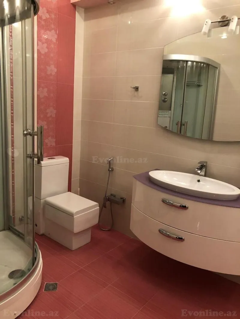 Satılır 4 otaqlı Mənzil Yeni tikili 200 m² 28 May m. - şəkil 17