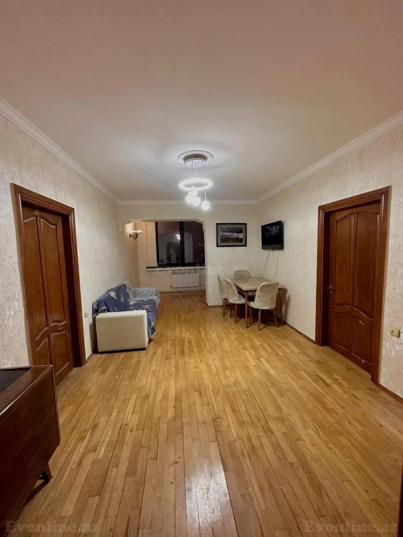 Satılır 3 otaqlı Mənzil Köhnə tikili 80 m² Gənclik m. - şəkil 3