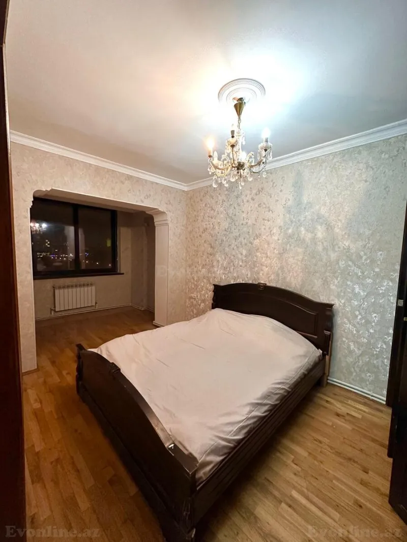 Satılır 3 otaqlı Mənzil Köhnə tikili 80 m² Gənclik m. - şəkil 5