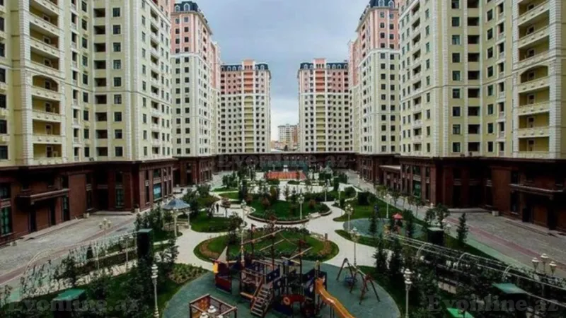 Satılır 4 otaqlı Mənzil Yeni tikili 185.3 m² Elmlər Akademiyası m.