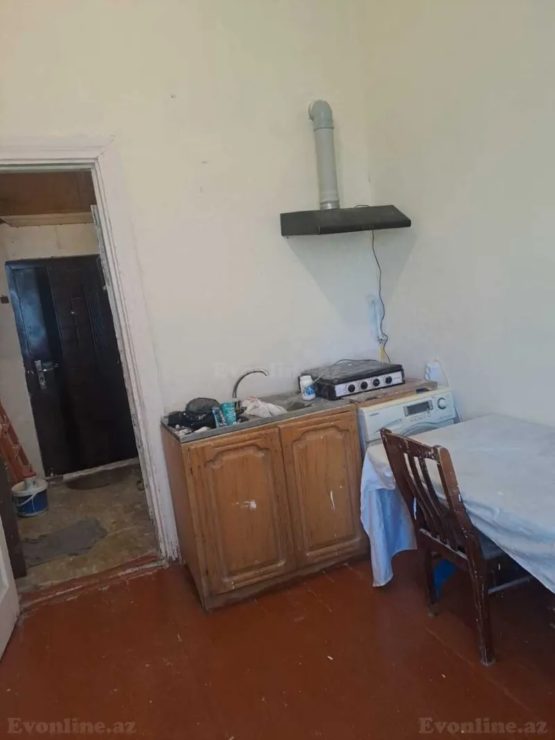 Kirayə verilir 2 otaqlı Mənzil Köhnə tikili 45 m² Səbail r.