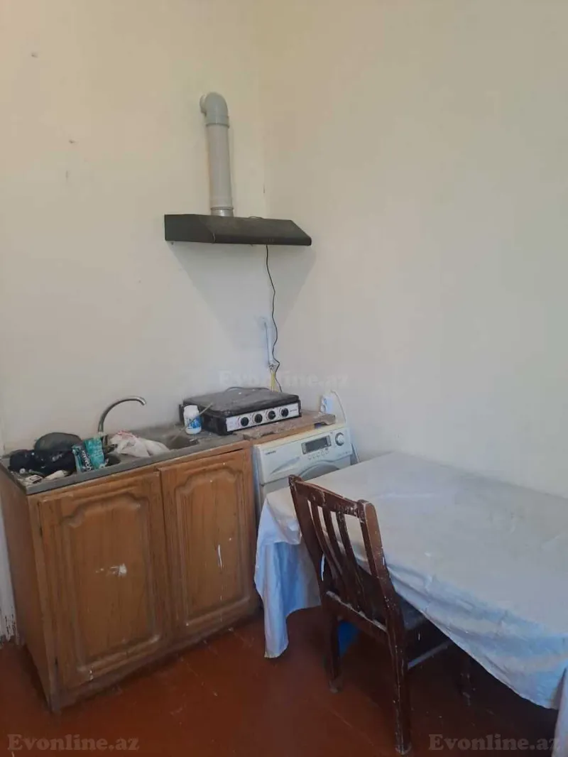 Kirayə verilir 2 otaqlı Mənzil Köhnə tikili 45 m² Səbail r. - şəkil 4