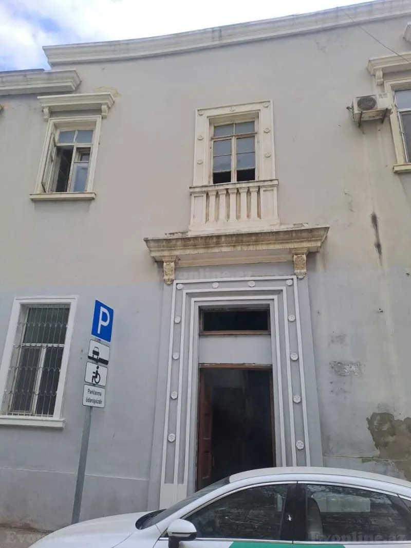 Kirayə verilir 2 otaqlı Mənzil Köhnə tikili 45 m² Səbail r. - şəkil 6