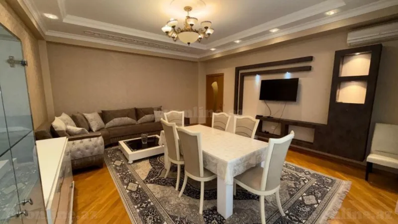 3 otaqlı Mənzil 120 m² Qara Qarayev m. Kirayə verilir