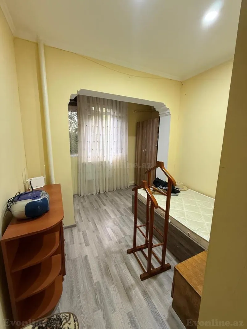 Satılır 2 otaqlı Mənzil Köhnə tikili 45 m² Azadlıq prospekti m. - şəkil 4