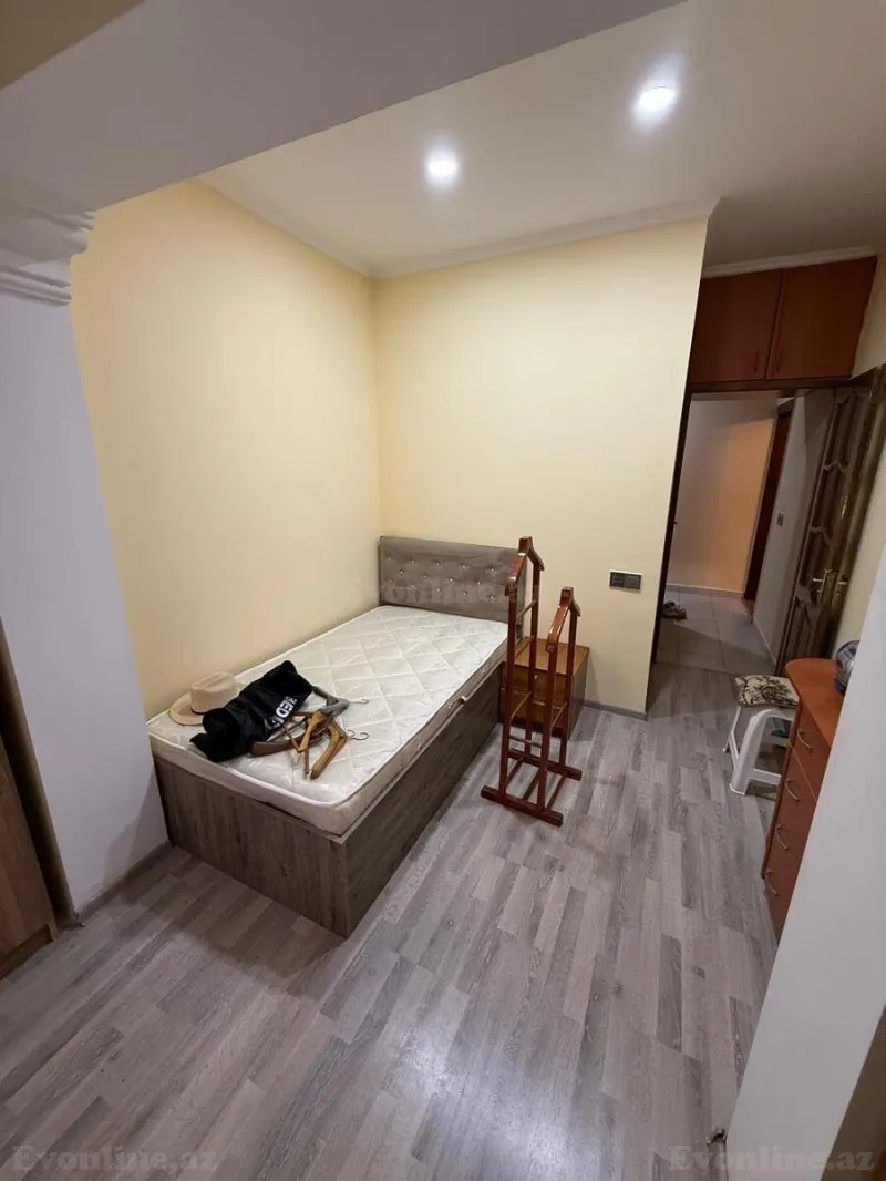 Satılır 2 otaqlı Mənzil Köhnə tikili 45 m² Azadlıq prospekti m. - şəkil 6