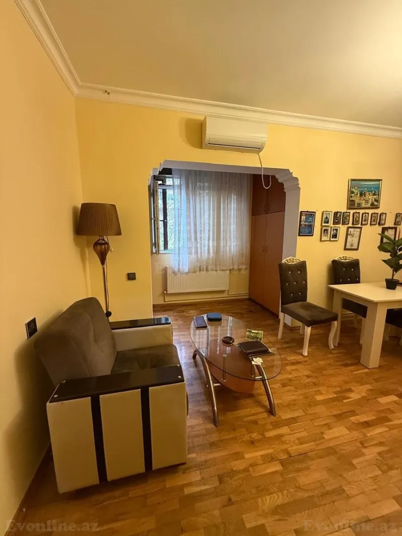 Satılır 2 otaqlı Mənzil Köhnə tikili 45 m² Azadlıq prospekti m. - şəkil 12