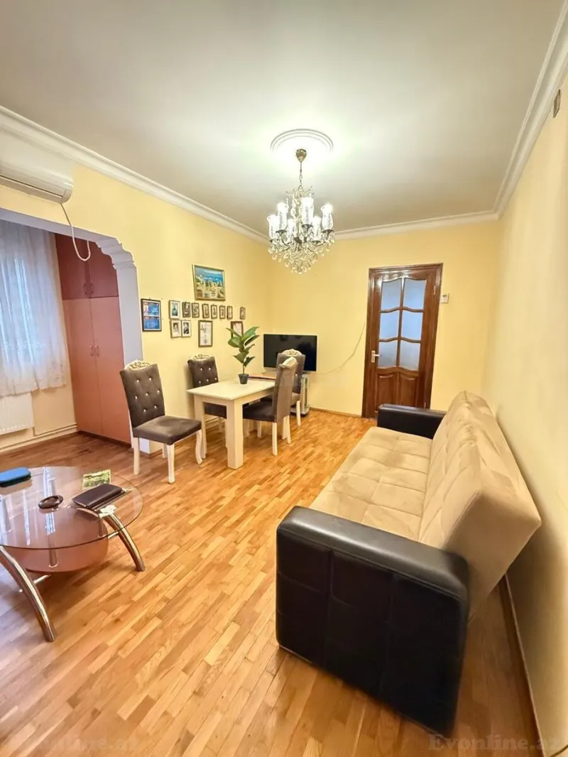 Satılır 2 otaqlı Mənzil Köhnə tikili 45 m² Azadlıq prospekti m. - şəkil 13