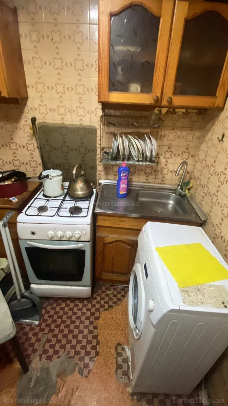 Kirayə verilir 3 otaqlı Mənzil Köhnə tikili 80 m² Yasamal - şəkil 3