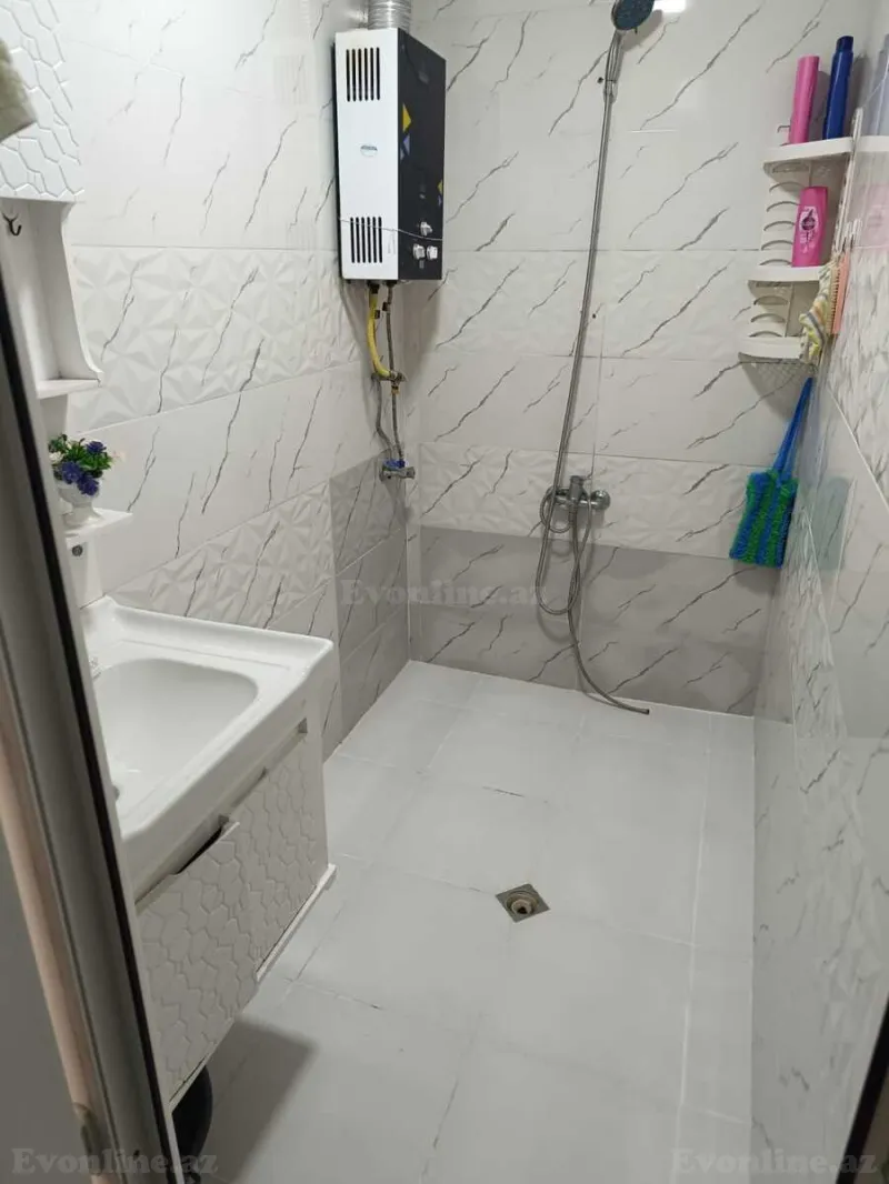 Satılır 2 otaqlı Mənzil Köhnə tikili 52 m² 7-ci mikrorayon - şəkil 3