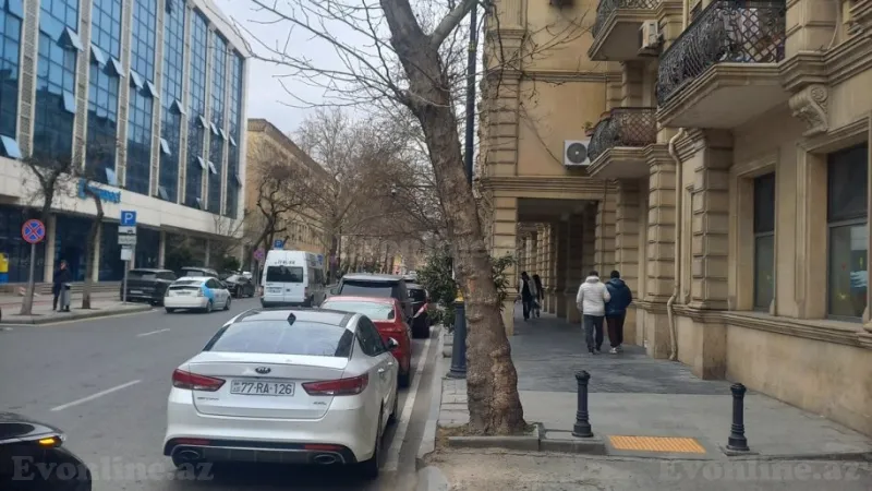 Kirayə verilir 1 otaqlı Mənzil Köhnə tikili 31 m² Sahil m. - şəkil 3