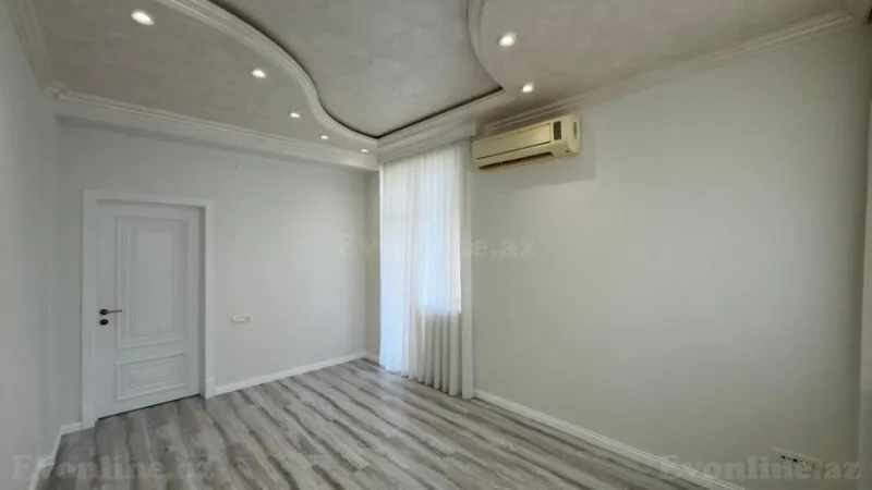 Satılır 4 otaqlı Mənzil Yeni tikili 145 m² Həzi Aslanov m. - şəkil 8