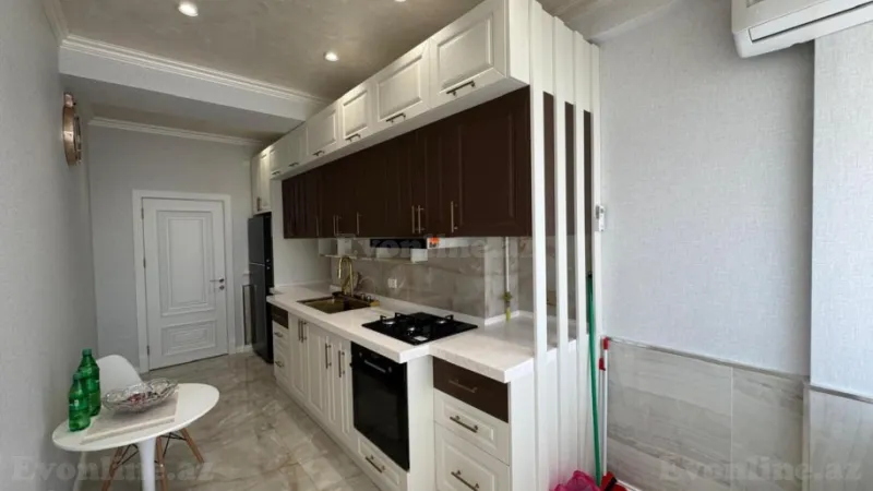 Satılır 4 otaqlı Mənzil Yeni tikili 145 m² Həzi Aslanov m. - şəkil 12