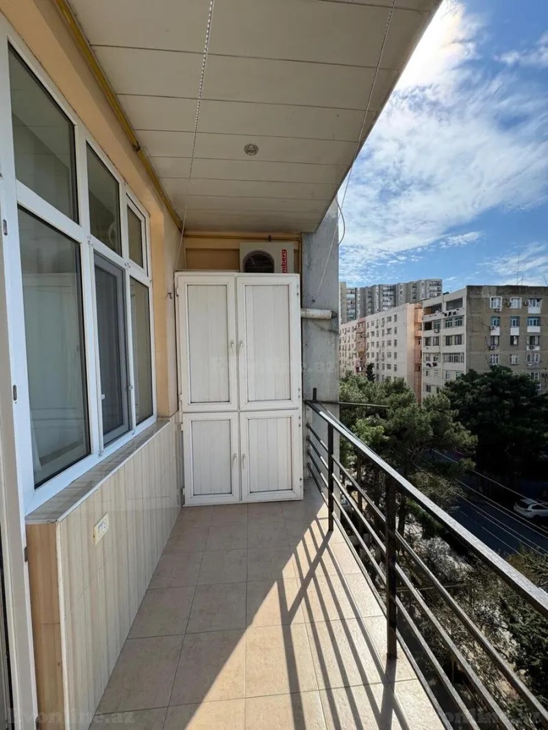 Satılır 4 otaqlı Mənzil Yeni tikili 145 m² Həzi Aslanov m. - şəkil 23