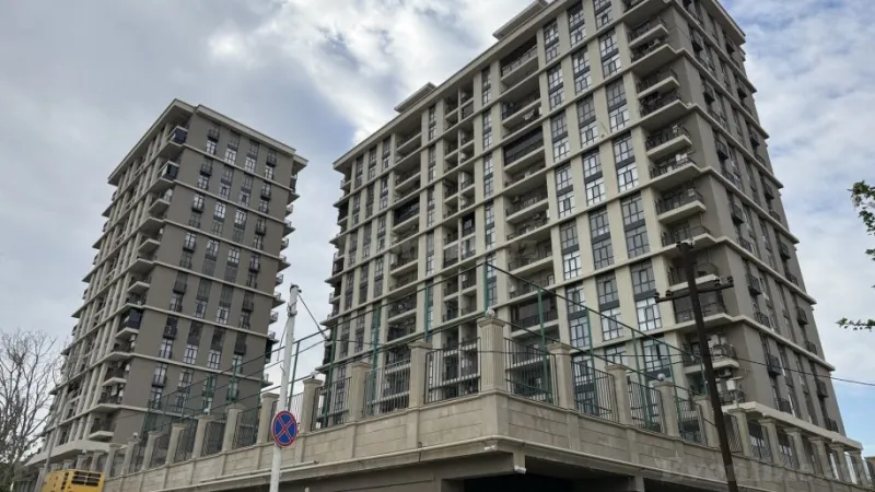 Satılır 3 otaqlı Mənzil Yeni tikili 125 m² 7-ci mikrorayon - şəkil 2