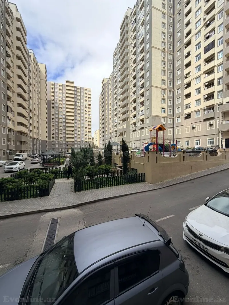 Satılır 2 otaqlı Mənzil Yeni tikili 45 m² Massiv D - şəkil 2