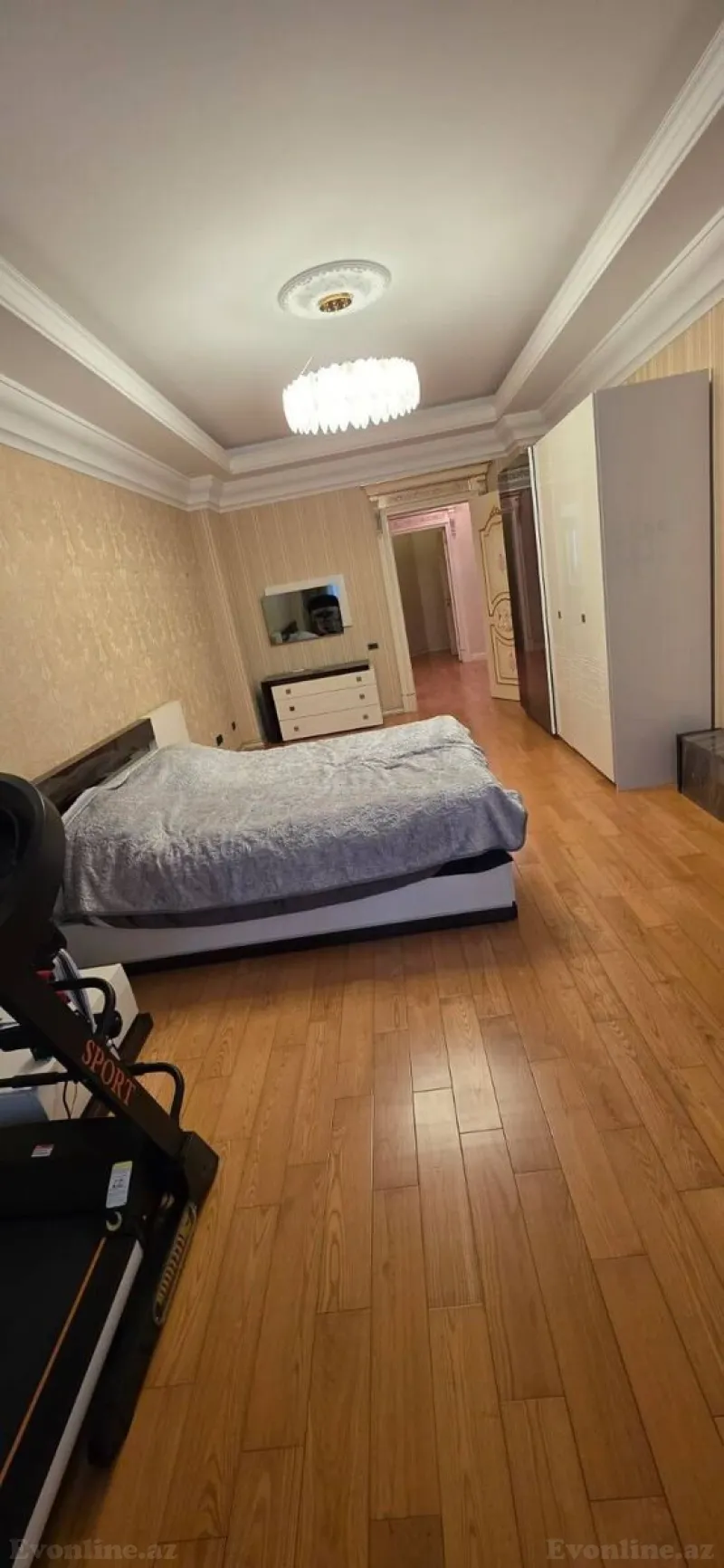 Kirayə verilir 3 otaqlı Mənzil Yeni tikili 210 m² Nəriman Nərimanov m.