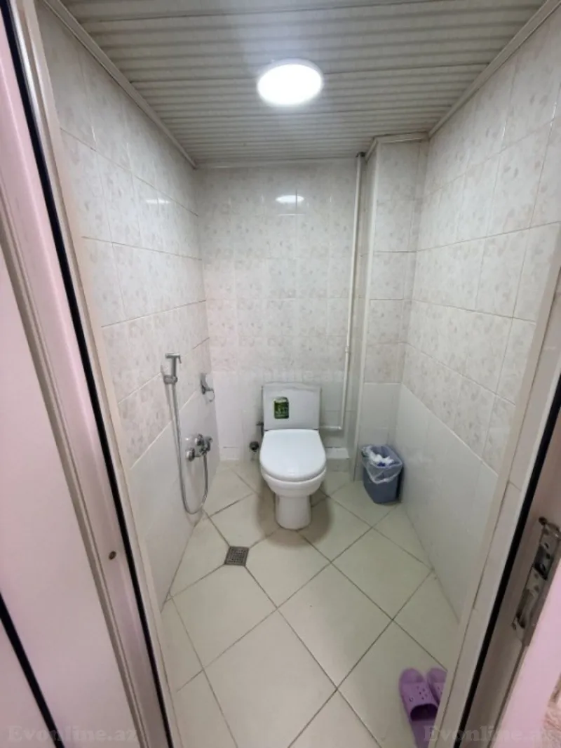 Satılır 3 otaqlı Mənzil Köhnə tikili 70 m² Gənclik m. - şəkil 7