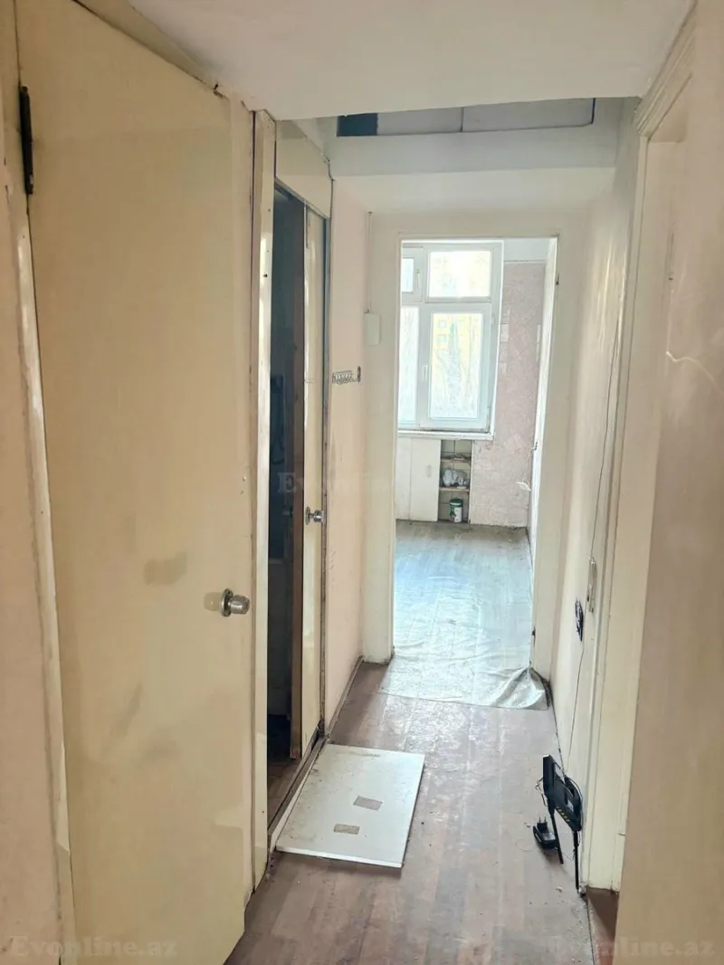 Satılır 3 otaqlı Mənzil Köhnə tikili 80 m² İnşaatçılar m. - şəkil 9