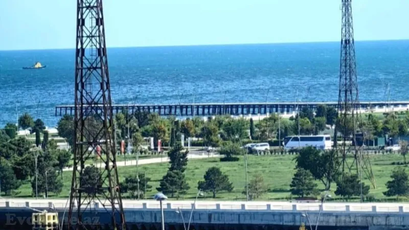 Satılır 2 otaqlı Mənzil Köhnə tikili 80 m² Bayıl - şəkil 8